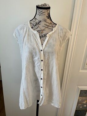 Women's White Button-Front Textured Cotton Blouse